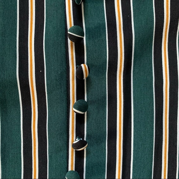 4/10$ Spaghetti strap top, green, yellow - Picture 2 of 3